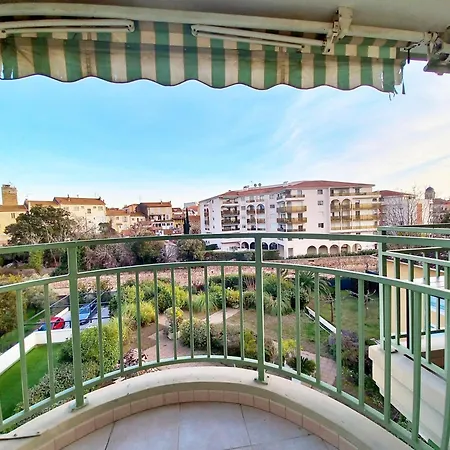 아파트 St Raphael Centre- Plages A Proximite-tout A Pieds
